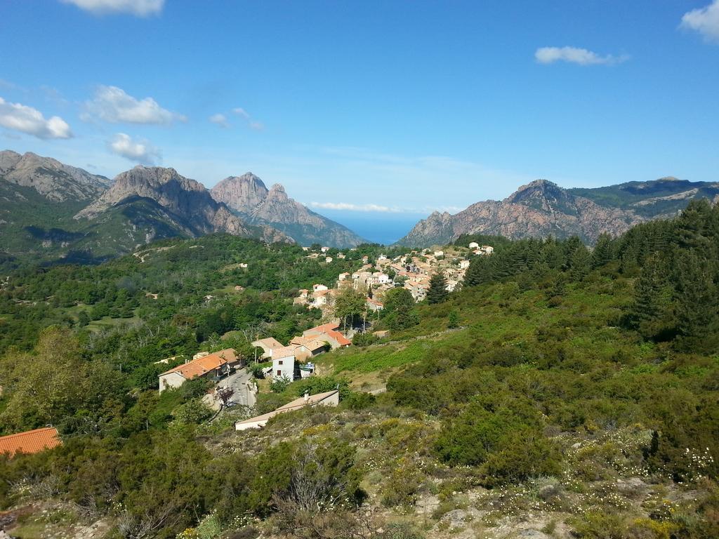 Hotel - Gites "U Pozzu" Evisa Bagian luar foto